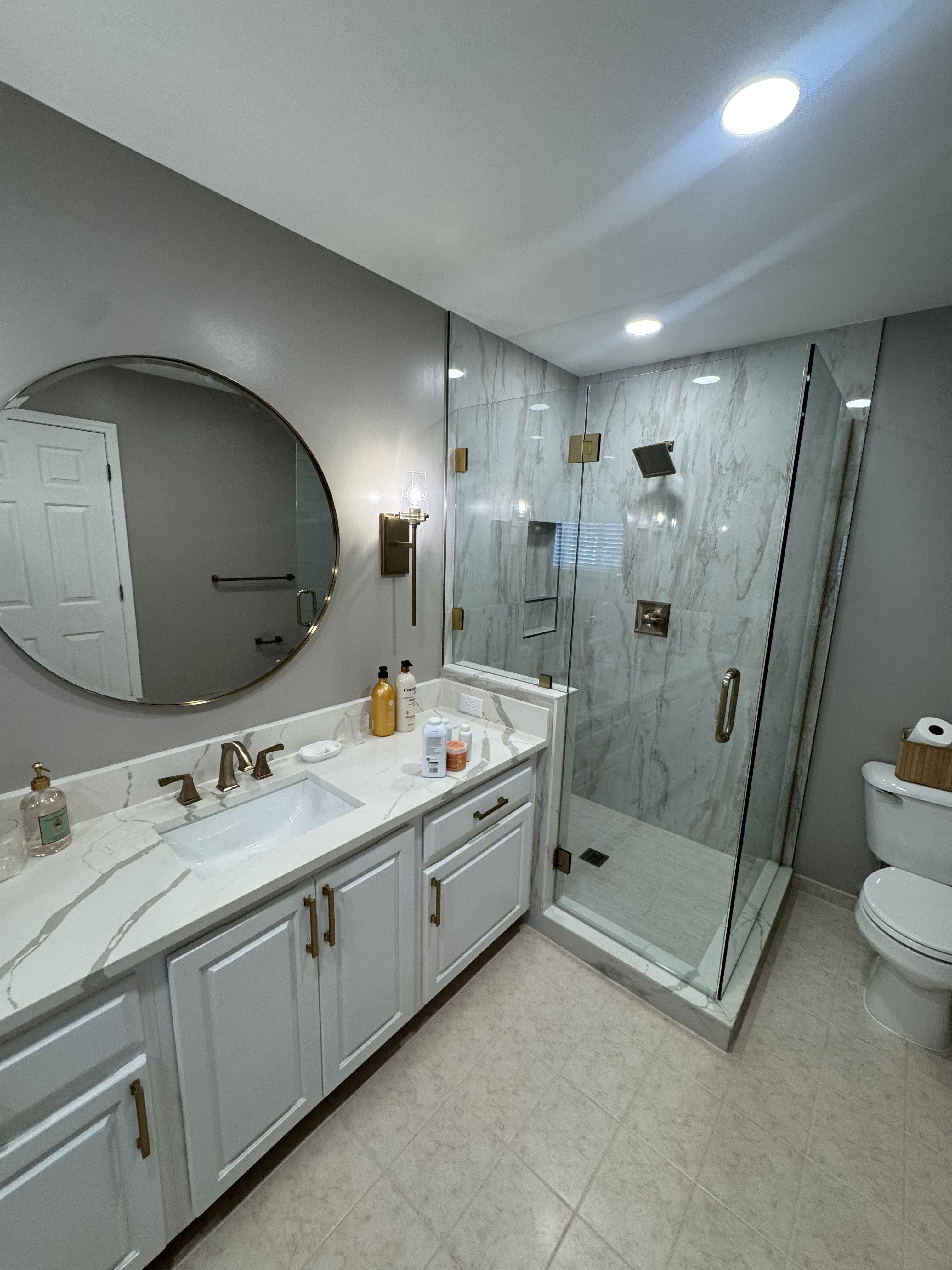 Kitchen renovation with custom cabinetry in Farmington Hills