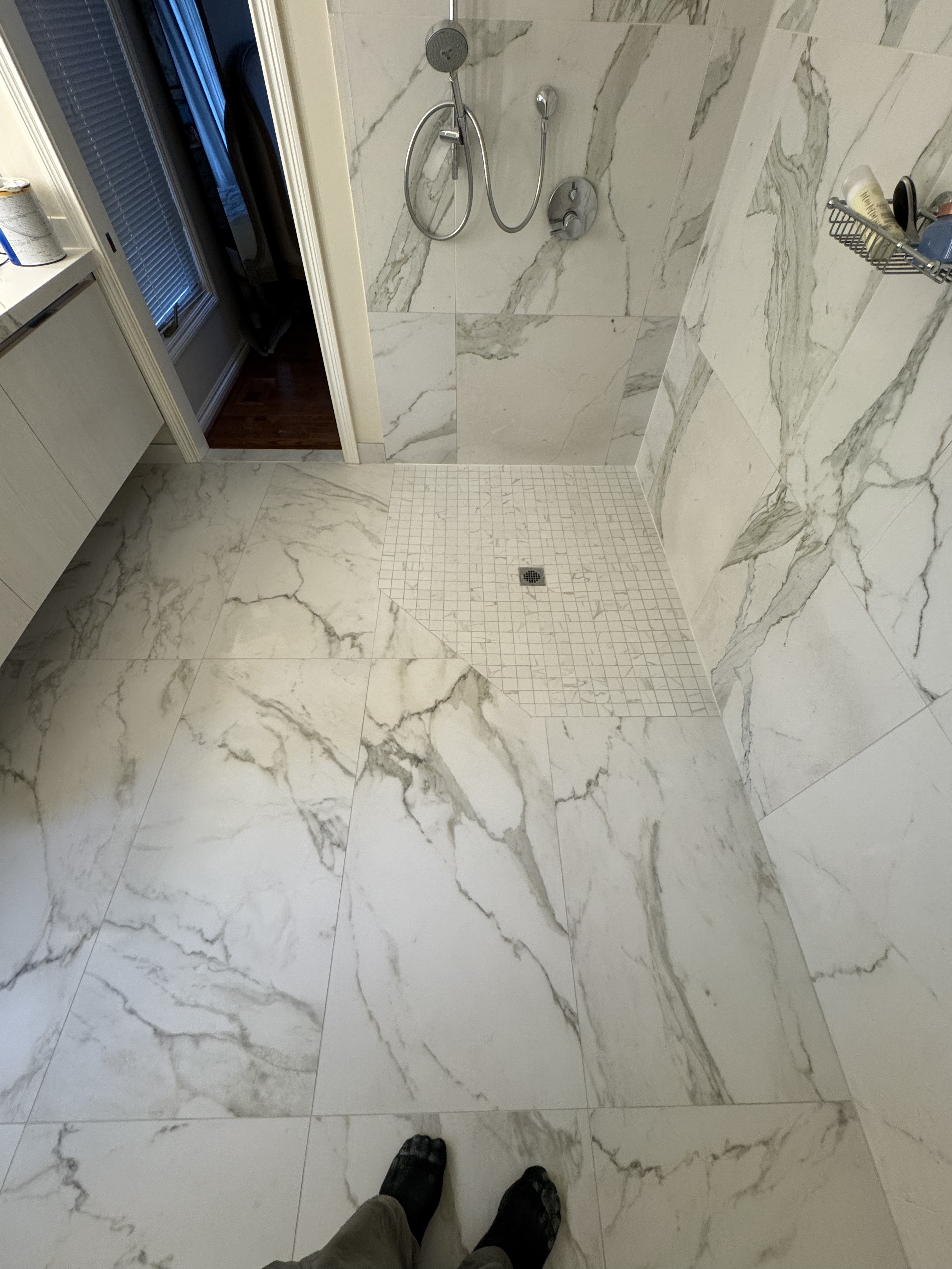 Custom tile entryway design in Macomb Township